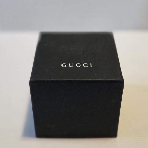 Gucci G-Timeless - Picture 7 of 7